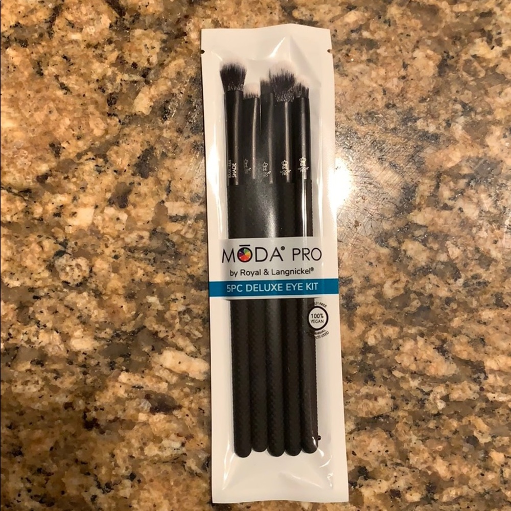 Moda Pro Eye Brushes
